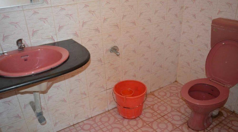 אנג'ונה Seaprincess Guesthouse מראה חיצוני תמונה